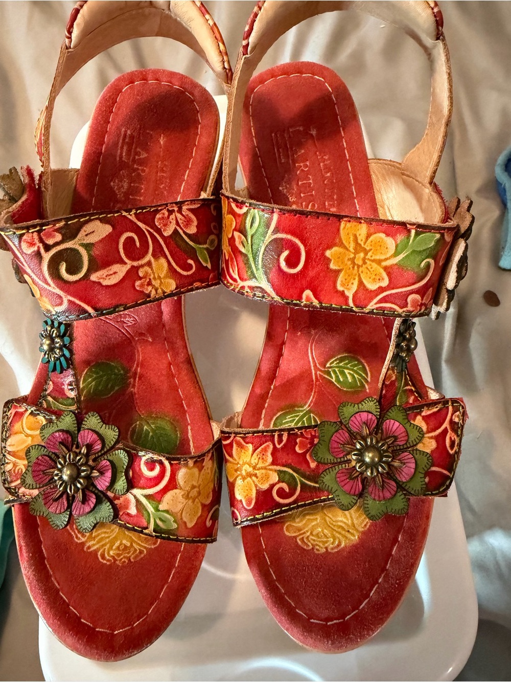 Artisan Red Floral Leather Sandals with Decorative Flower Accent